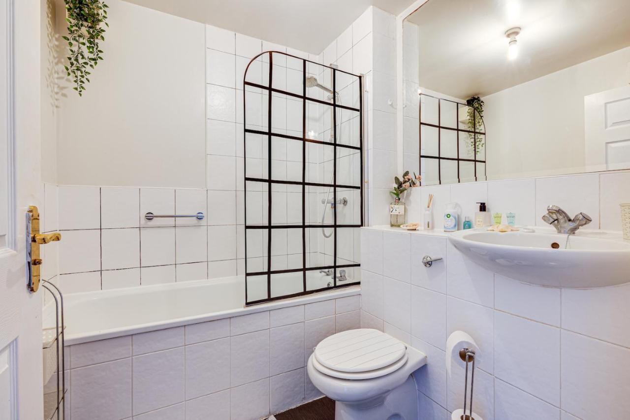 Cosy 2Br Modern Apt With Free Parking ليفربول المظهر الخارجي الصورة