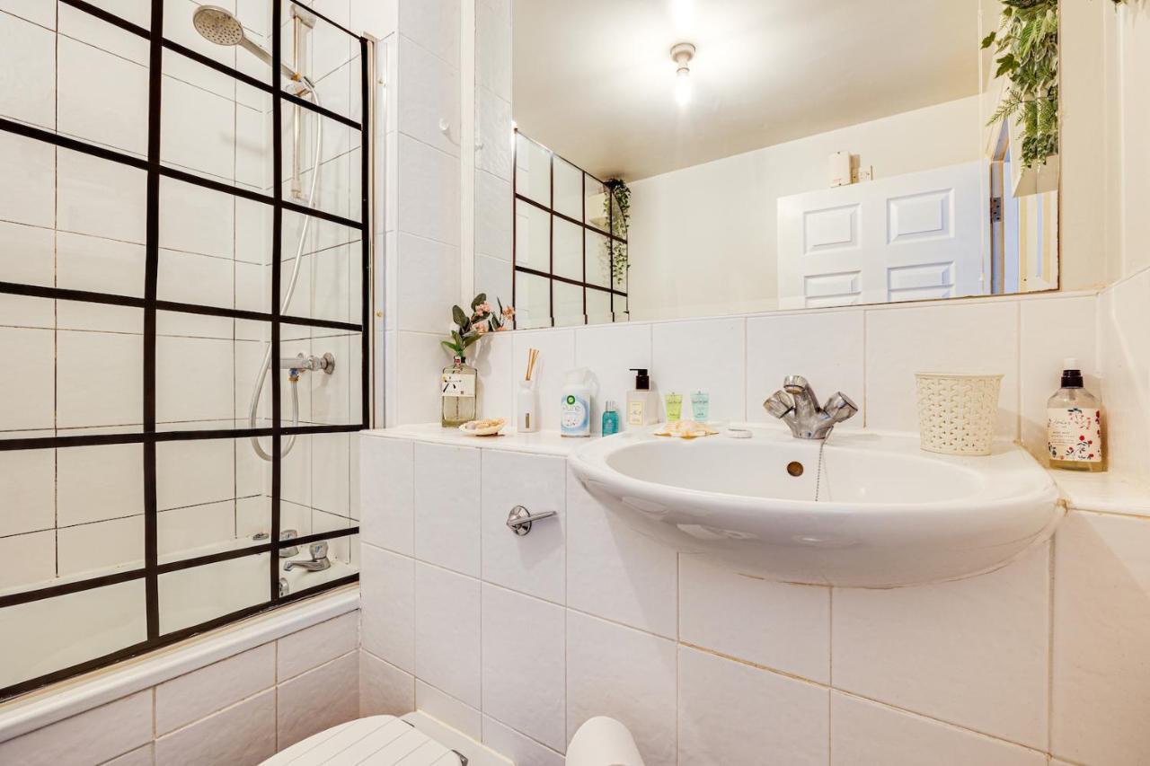 Cosy 2Br Modern Apt With Free Parking ليفربول المظهر الخارجي الصورة